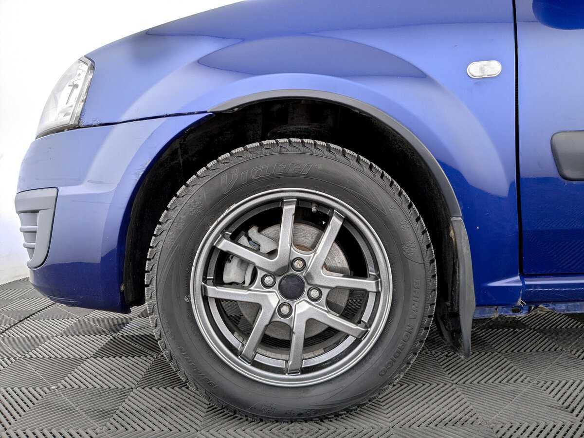 Лада (ВАЗ) Ларгус б/у, 2013, Механическая. Фото: #17