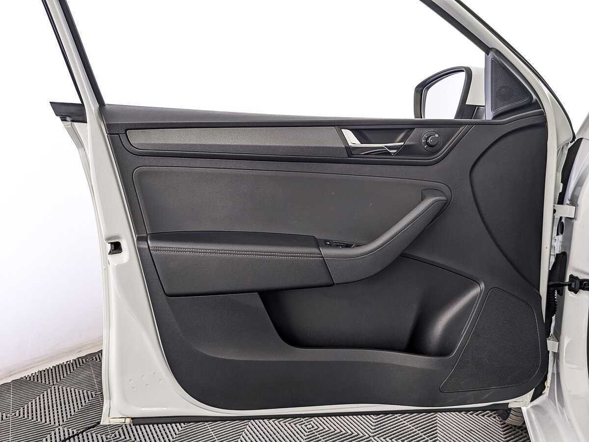 Шкода Рапид б/у, 2020, Роботизированная. Фото: #17