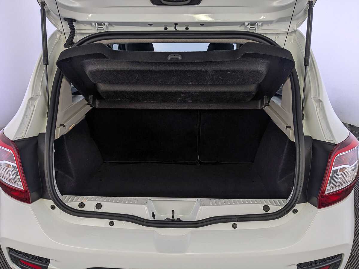 Рено Сандеро б/у, 2022, Механическая. Фото: #8