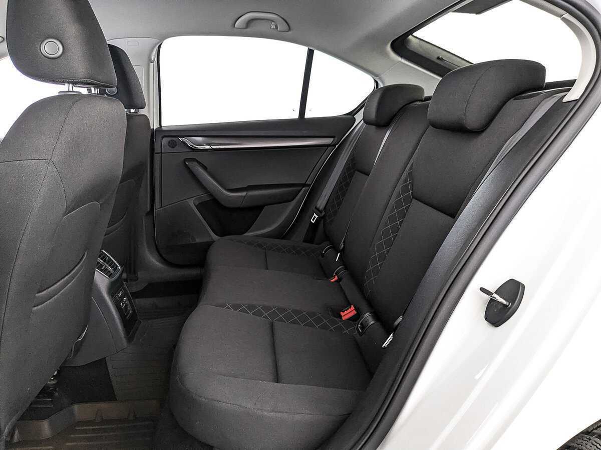 Шкода Октавия б/у, 2018, Роботизированная. Фото: #17