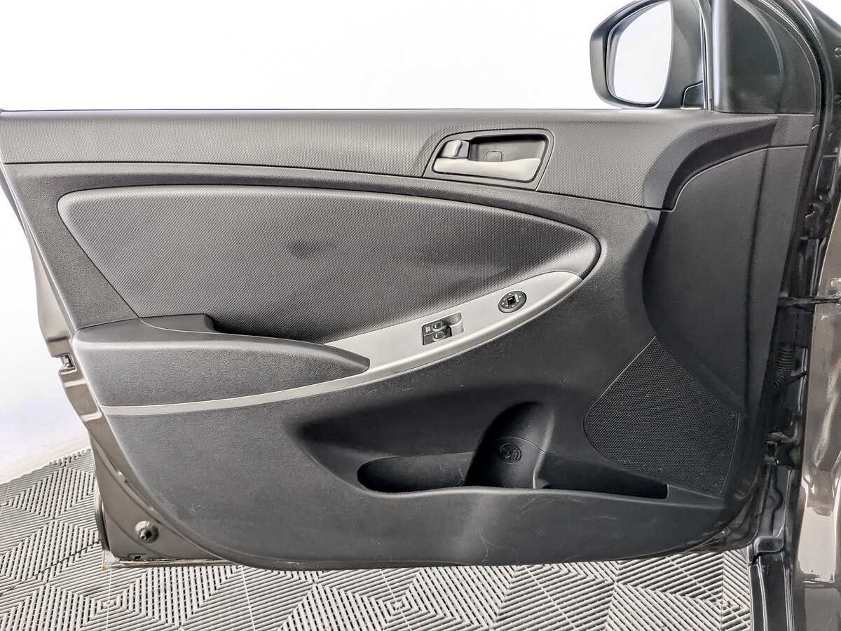 Хендай Солярис б/у, 2016, Автоматическая. Фото: #17