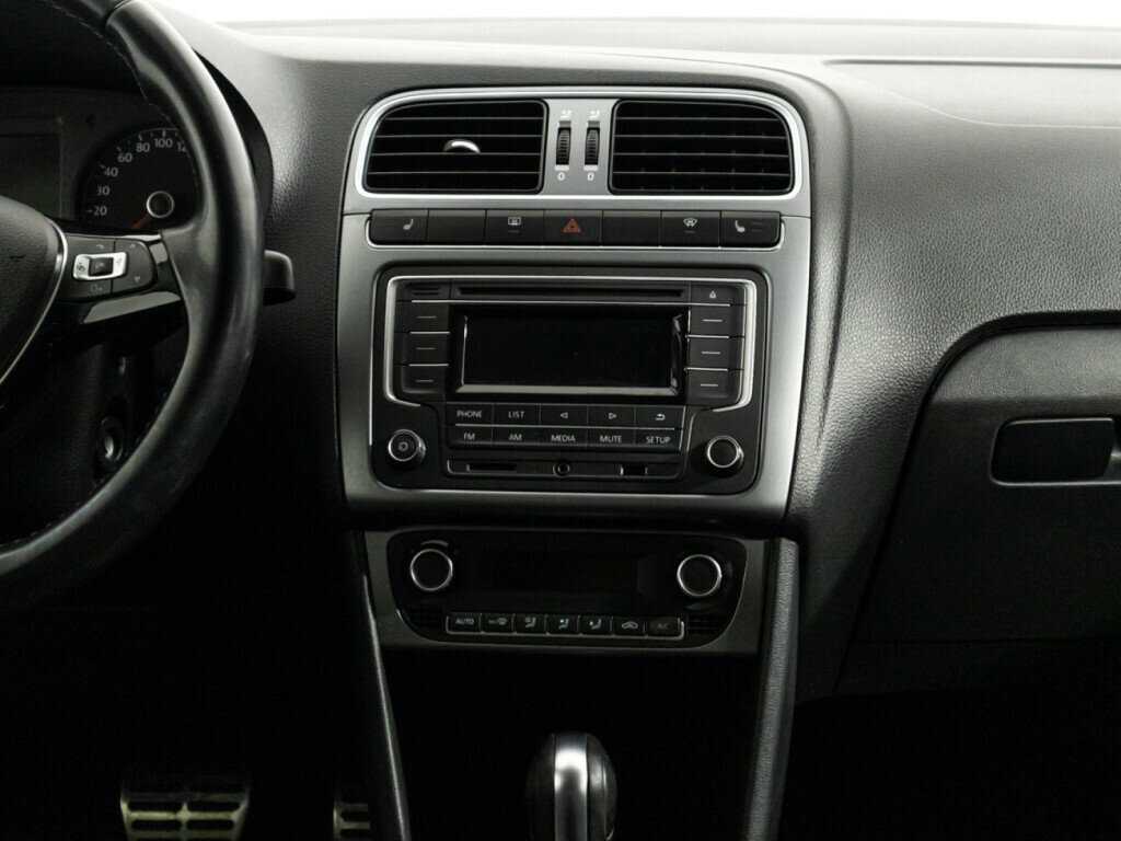 Фольксваген Поло б/у, 2016, Автоматическая. Фото: #13