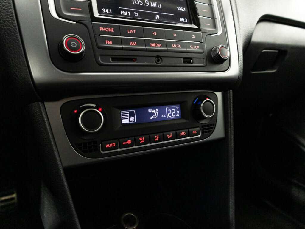 Фольксваген Поло б/у, 2016, Автоматическая. Фото: #14