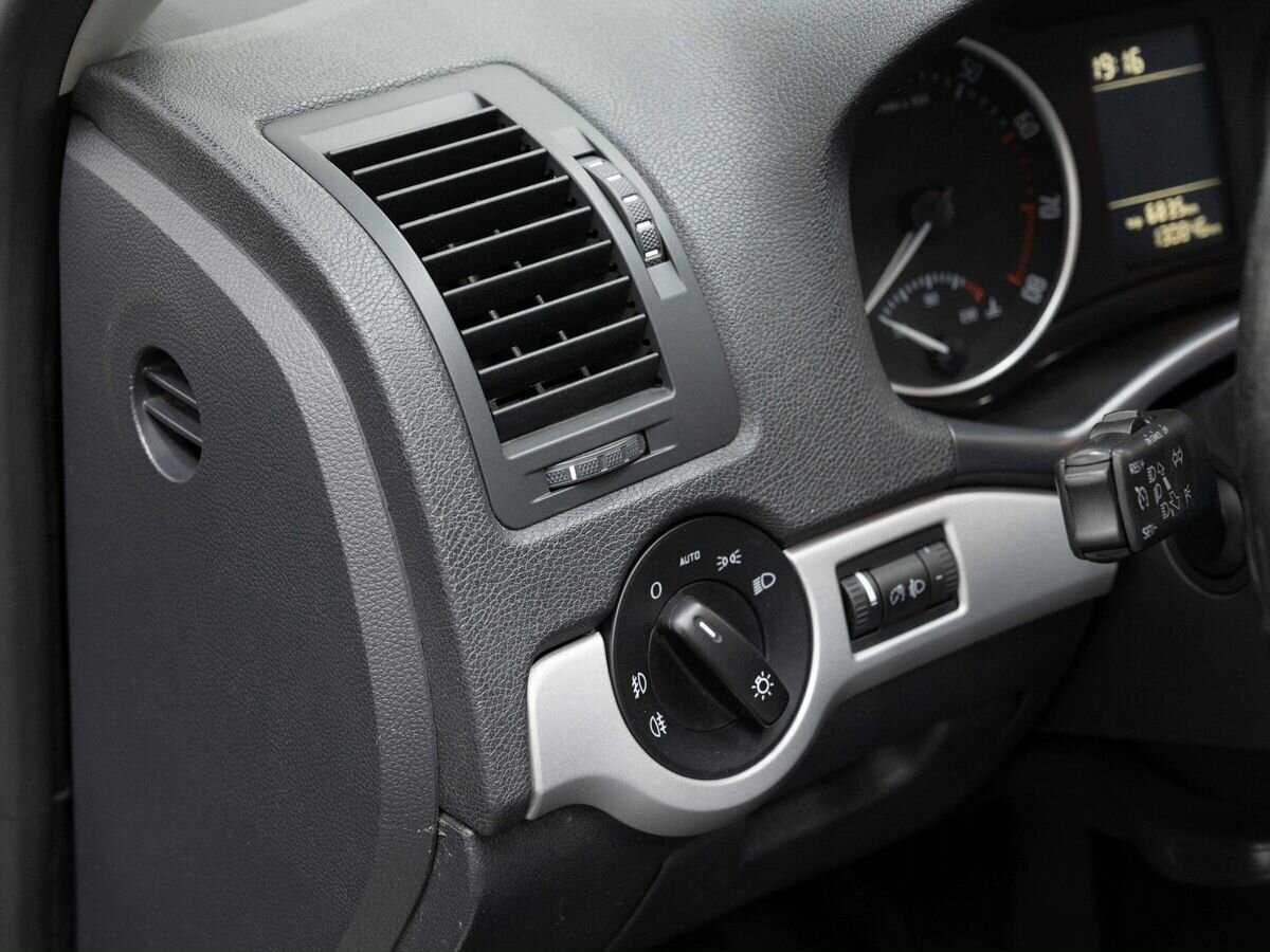 Шкода Октавия б/у, 2012, Механическая. Фото: #15