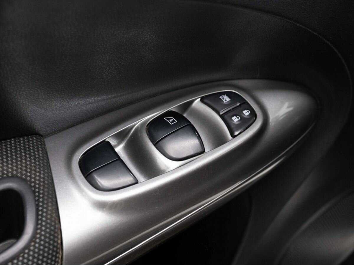 Ниссан Жук б/у, 2012, Механическая. Фото: #17