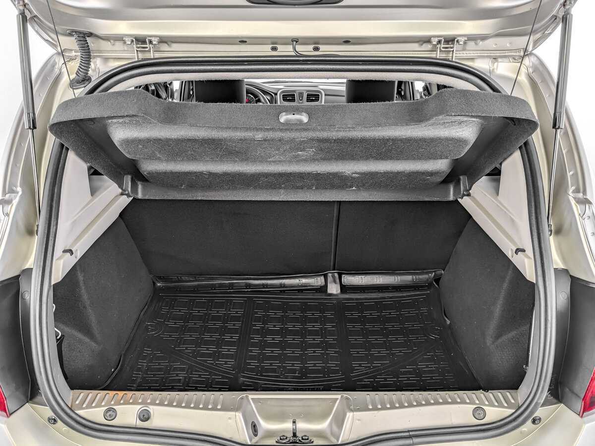 Рено Сандеро б/у, 2018, Механическая. Фото: #9