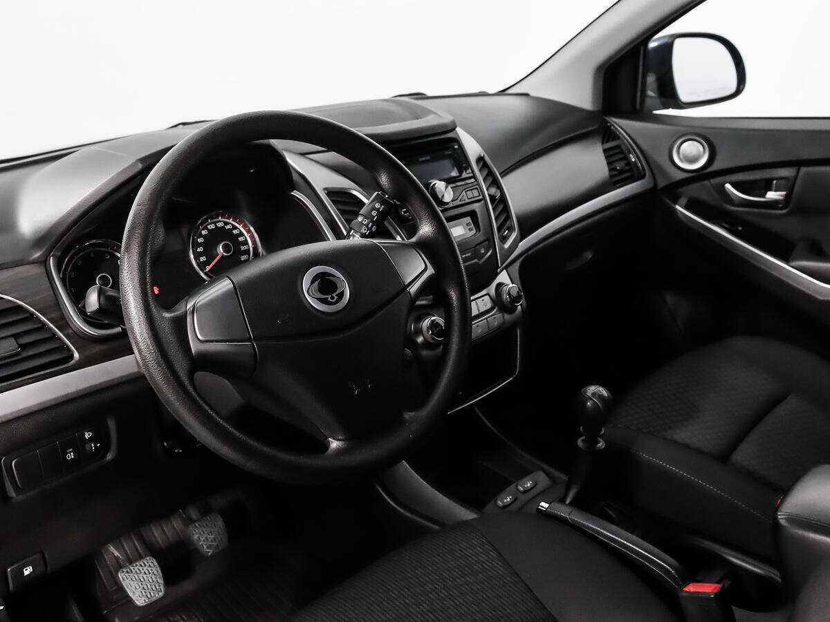 Сан-Ён Актион б/у, 2014, Механическая. Фото: #8