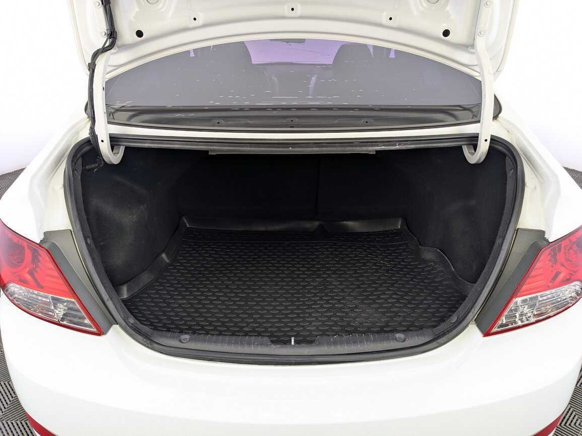 Хендай Солярис б/у, 2013, Механическая. Фото: #8