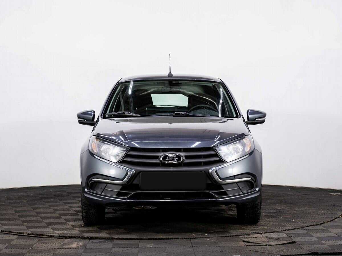 Лада (ВАЗ) Гранта б/у, 2019, Механическая. Фото: #1