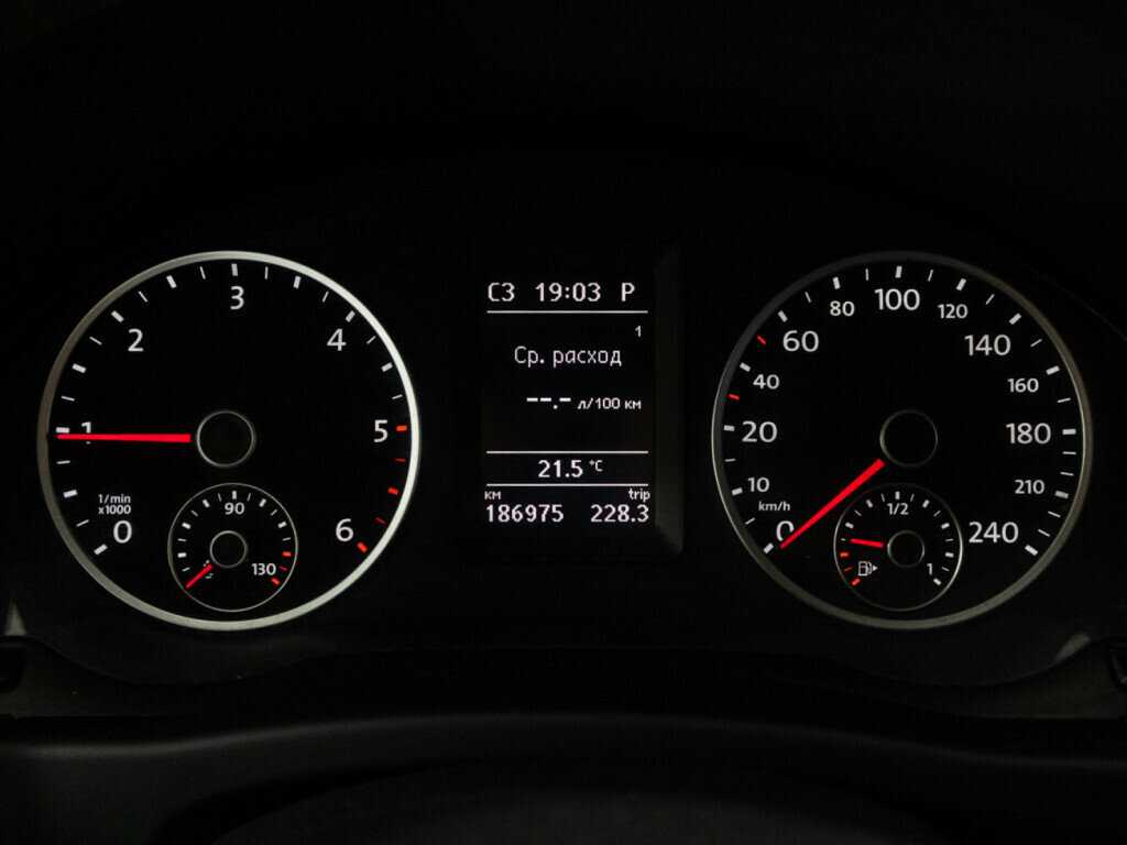 Фольксваген Тигуан б/у, 2012, Автоматическая. Фото: #11