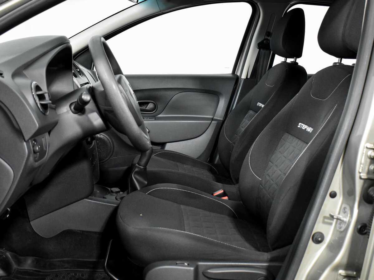 Рено Сандеро б/у, 2017, Механическая. Фото: #10