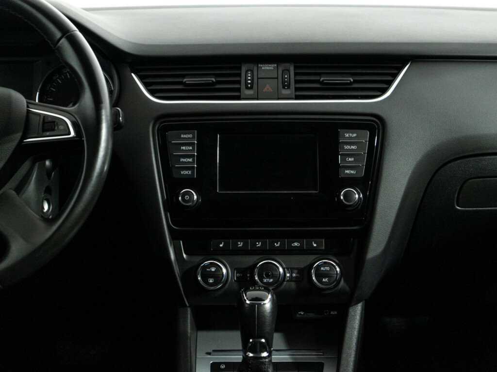 Шкода Октавия б/у, 2014, Роботизированная. Фото: #13