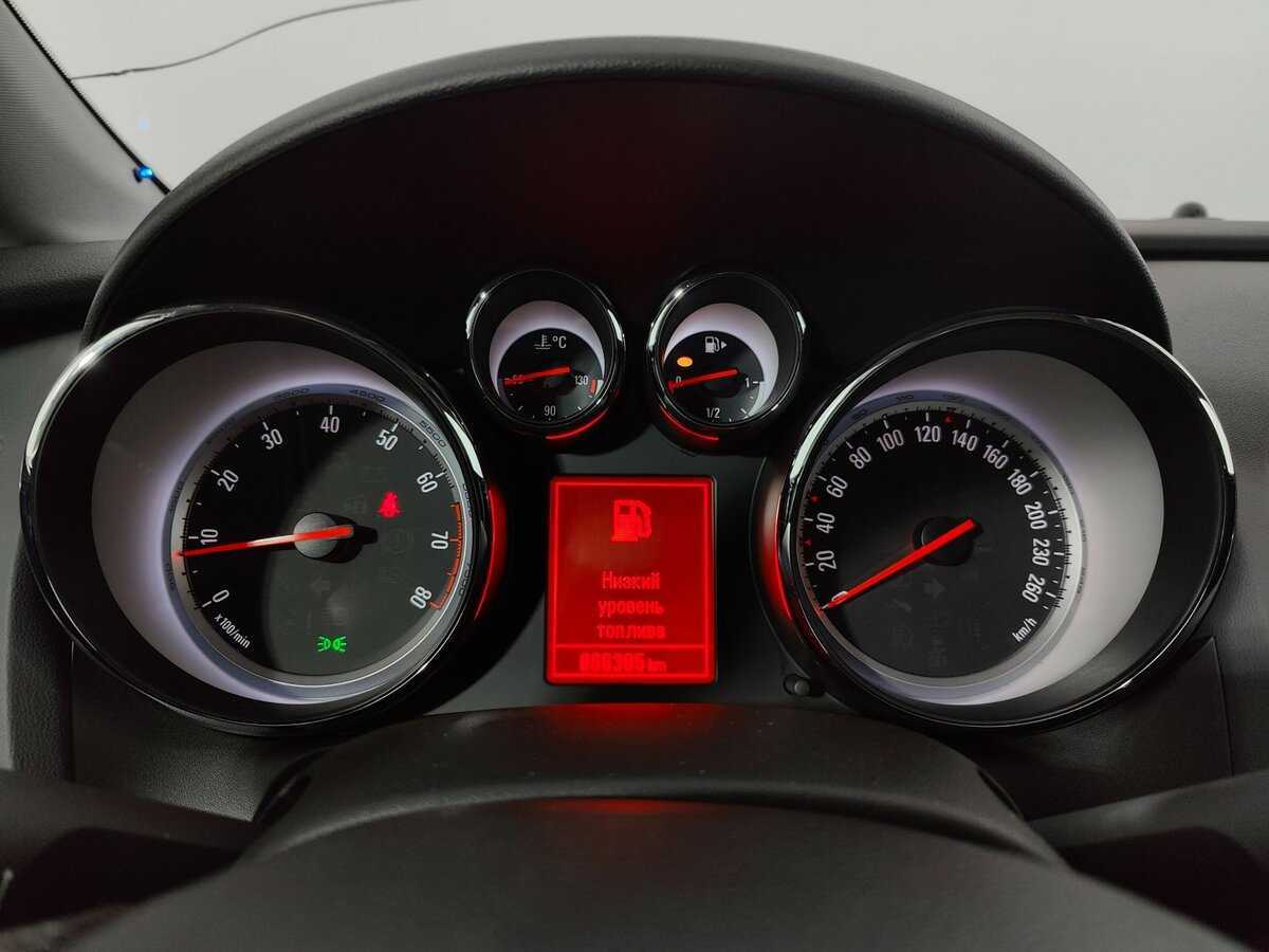 Опель Астра б/у, 2014, Автоматическая. Фото: #15