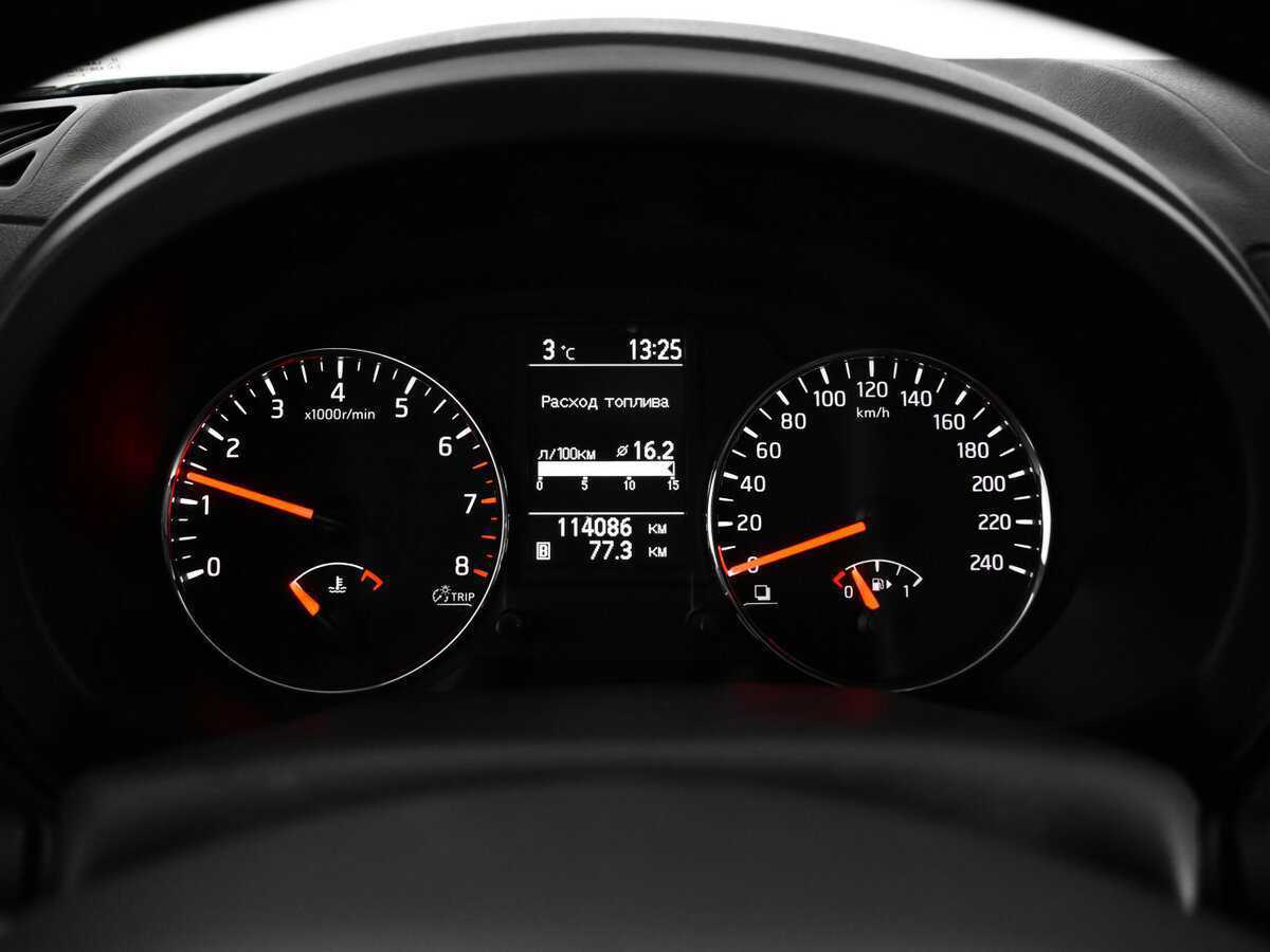 Ниссан Икс-Трейл б/у, 2013, Механическая. Фото: #10