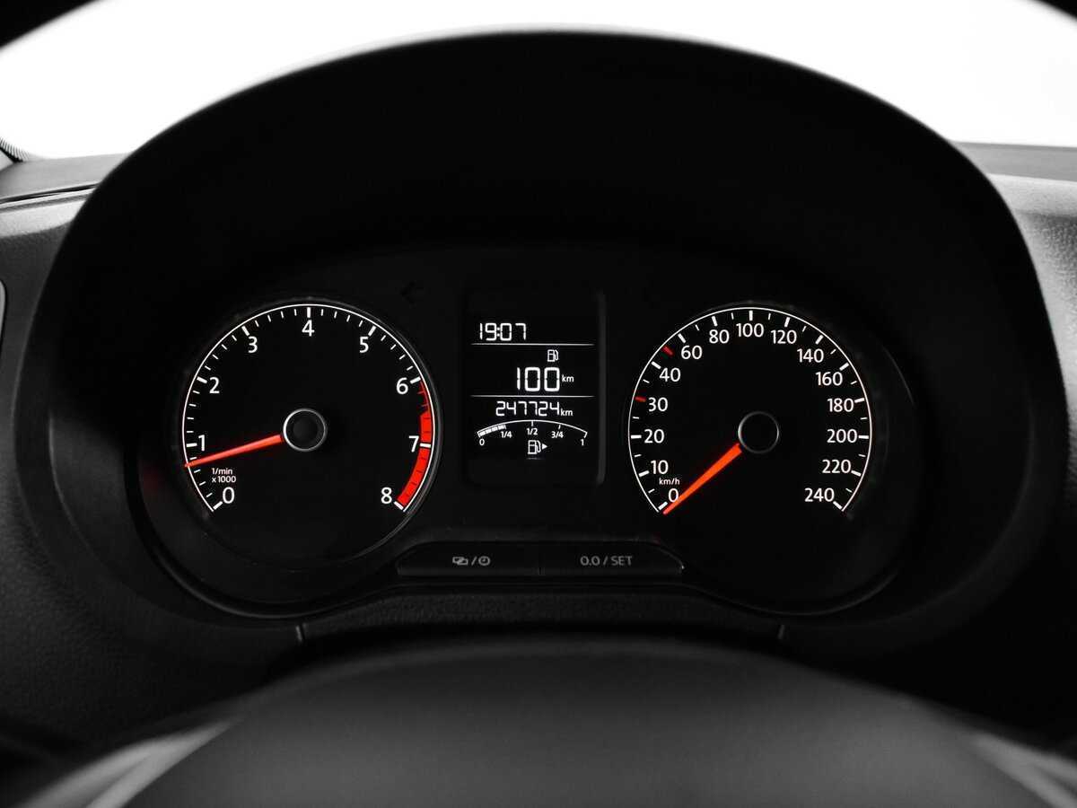 Фольксваген Поло б/у, 2017, Механическая. Фото: #10