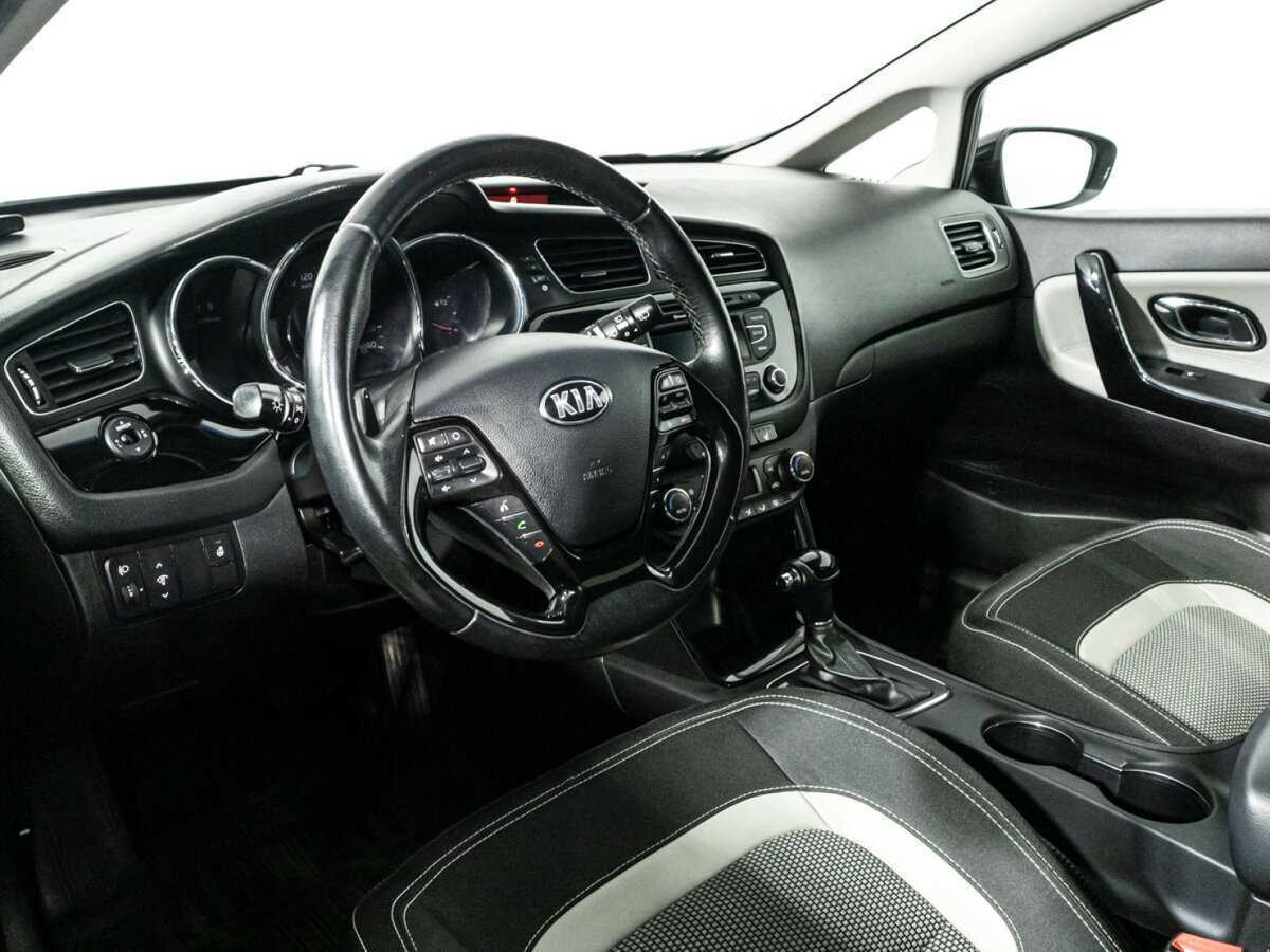 Киа Сид б/у, 2015, Автоматическая. Фото: #10