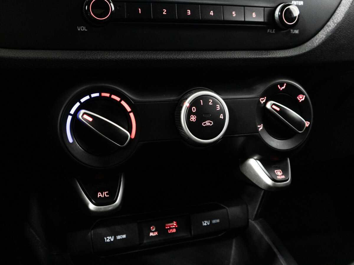 Киа Рио б/у, 2017, Механическая. Фото: #15