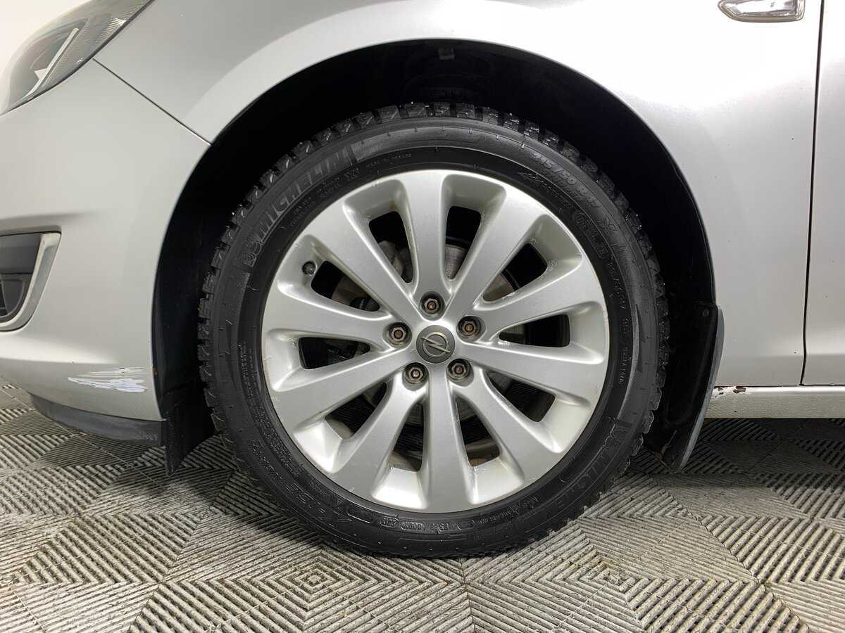 Опель Астра б/у, 2012, Механическая. Фото: #8