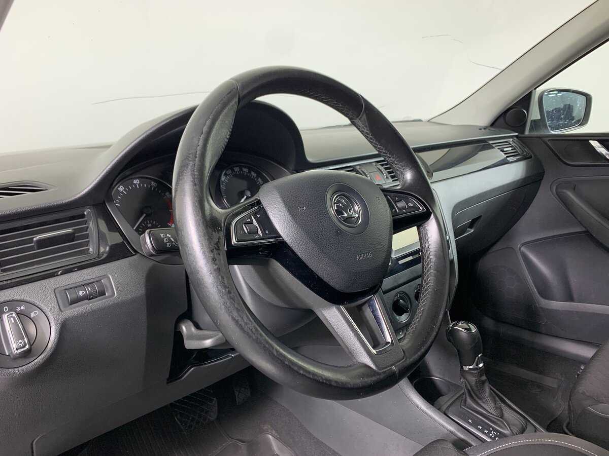 Шкода Рапид б/у, 2015, Роботизированная. Фото: #10