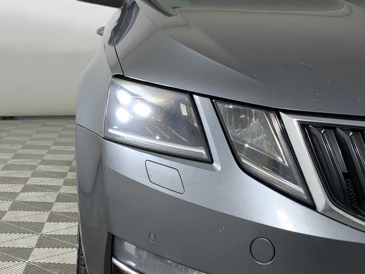 Шкода Октавия б/у, 2018, Механическая. Фото: #9