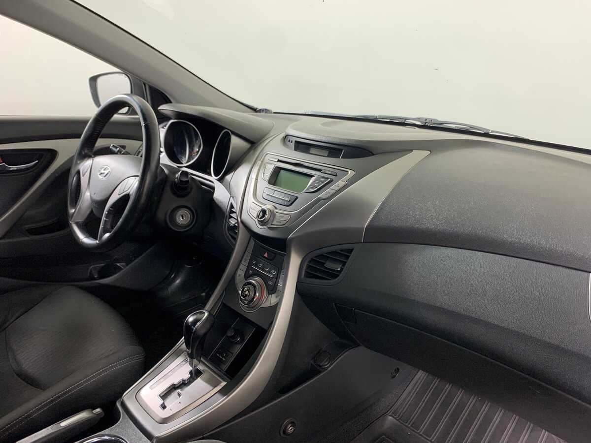 Хендай Елантра б/у, 2012, Автоматическая. Фото: #13