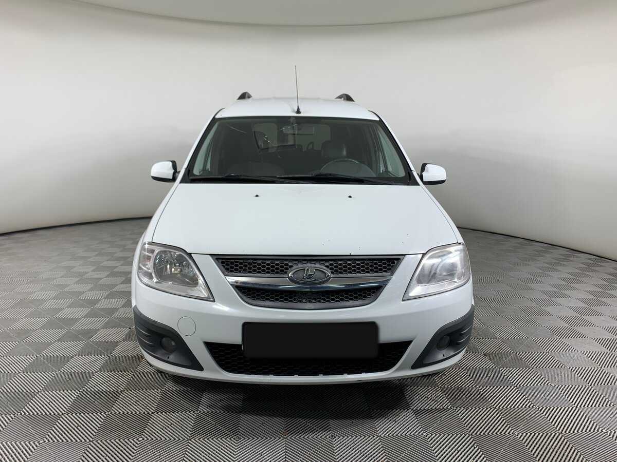 Лада (ВАЗ) Ларгус б/у, 2016, Механическая. Фото: #1