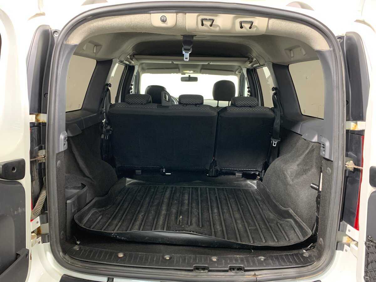 Лада (ВАЗ) Ларгус б/у, 2016, Механическая. Фото: #18