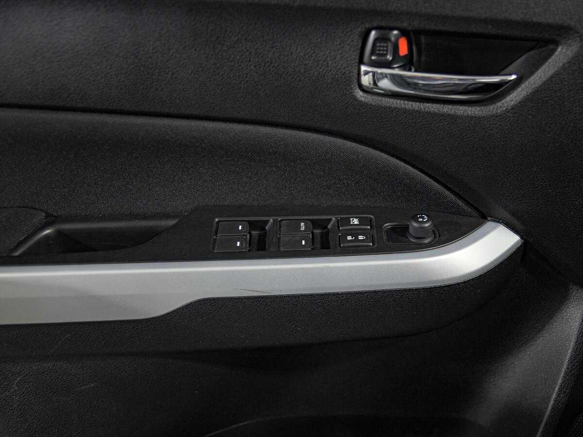 Сузуки Витара б/у, 2017, Автоматическая. Фото: #11