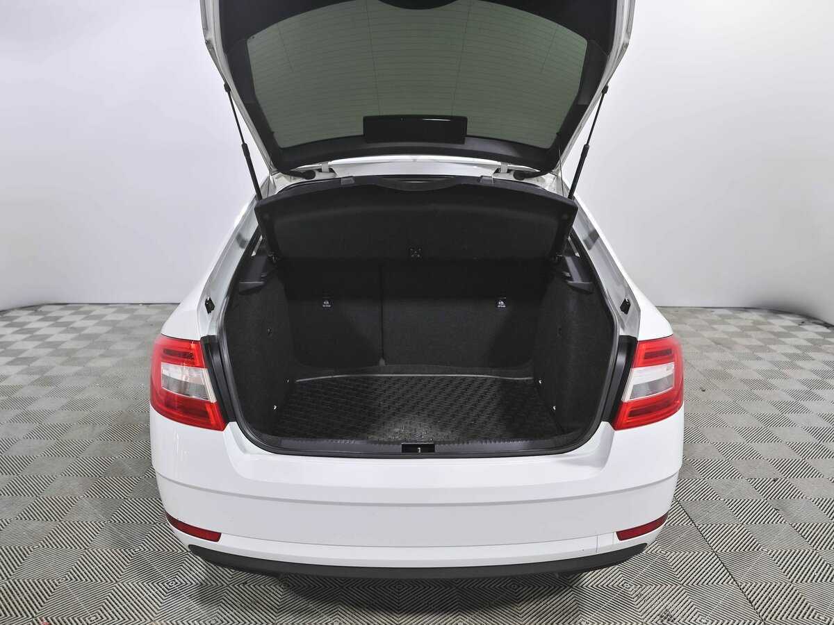 Шкода Октавия б/у, 2018, Механическая. Фото: #12