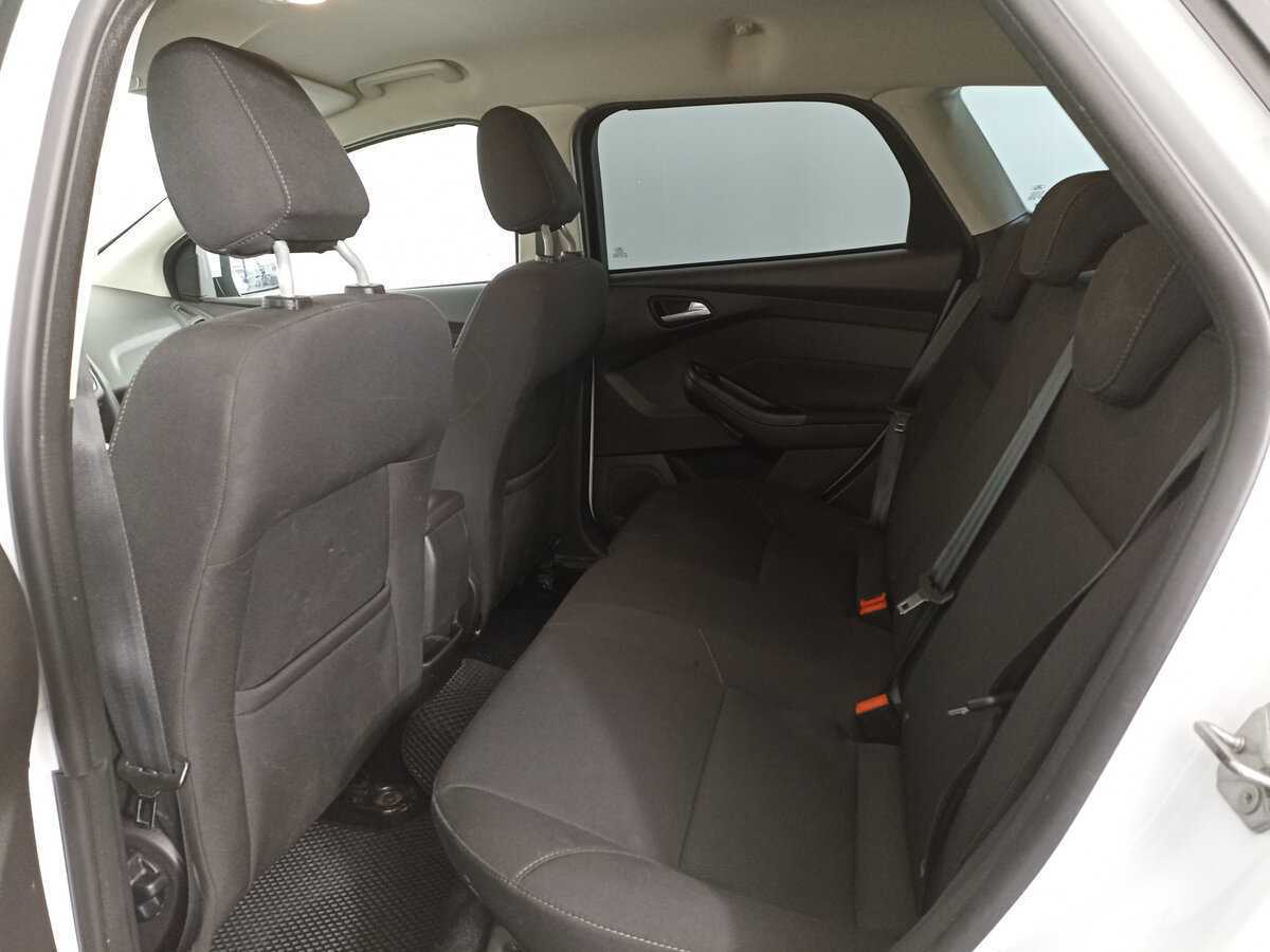 Форд Фокус б/у, 2015, Роботизированная. Фото: #11