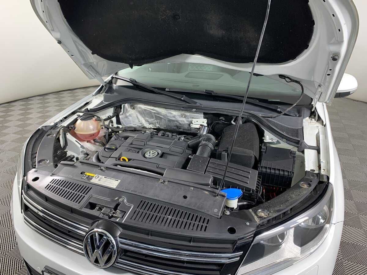 Фольксваген Тигуан б/у, 2015, Роботизированная. Фото: #10