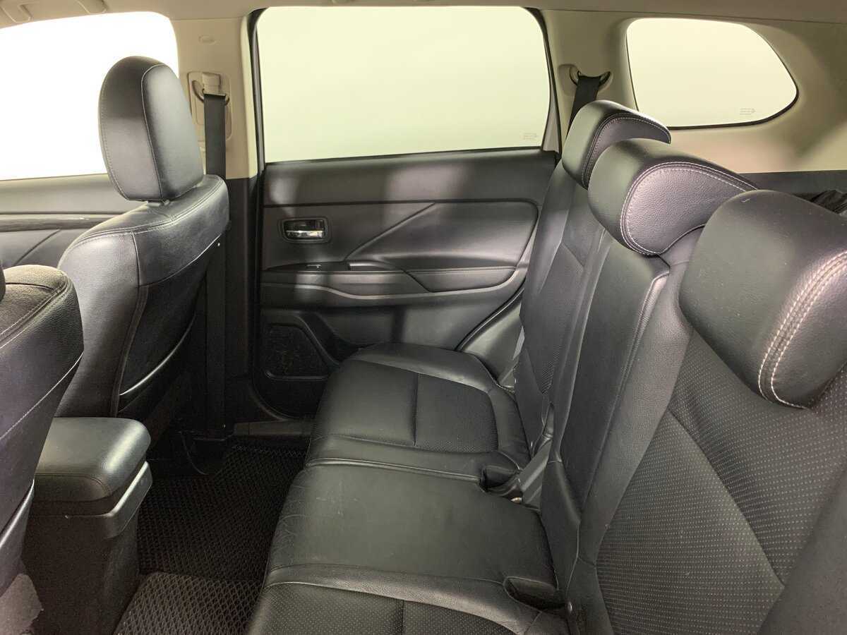 Митсубиши Оутлэндер б/у, 2016, Вариатор. Фото: #18