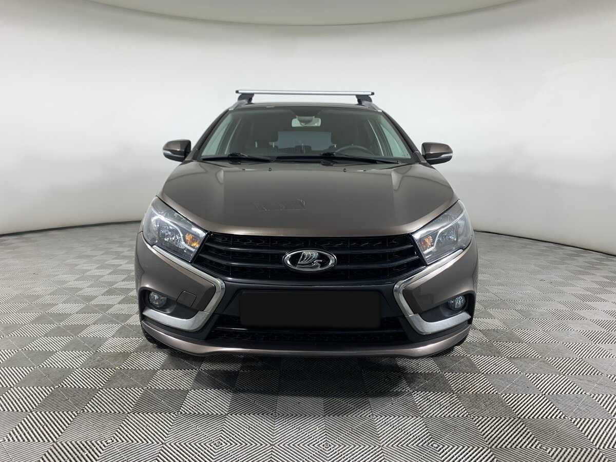 Лада (ВАЗ) Веста б/у, 2019, Механическая. Фото: #1