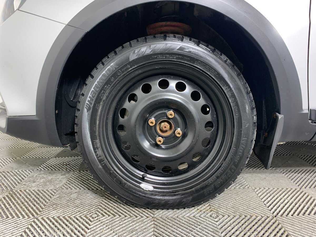 Лада (ВАЗ) Веста б/у, 2017, Механическая. Фото: #8