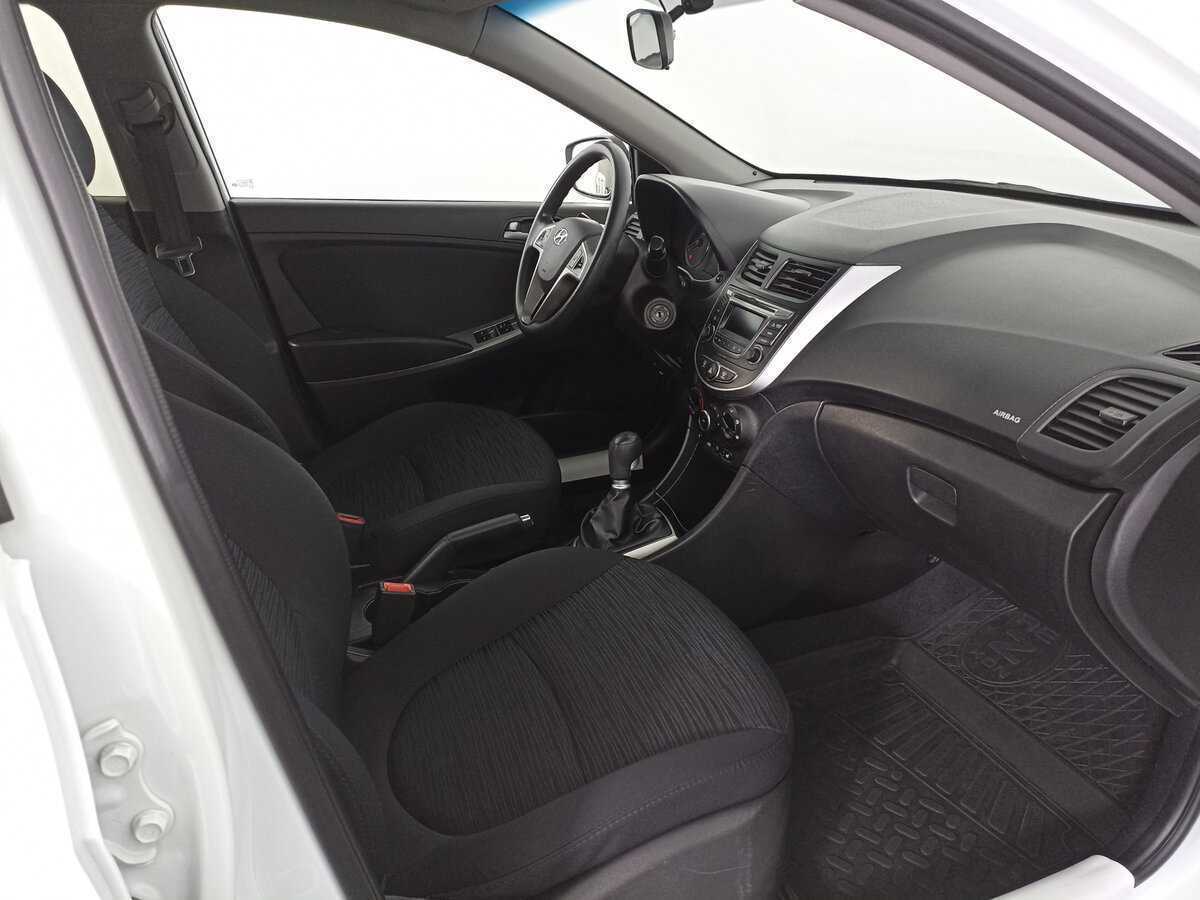 Хендай Солярис б/у, 2015, Механическая. Фото: #10