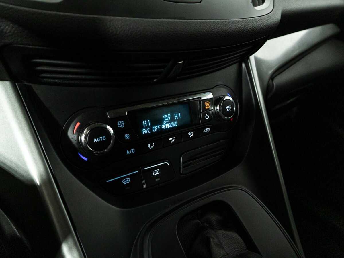 Форд Куга б/у, 2015, Автоматическая. Фото: #16