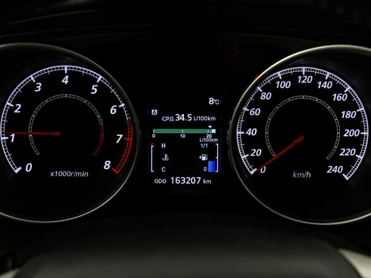 Митсубиши АС-Икс б/у, 2013, Механическая. Фото: #12