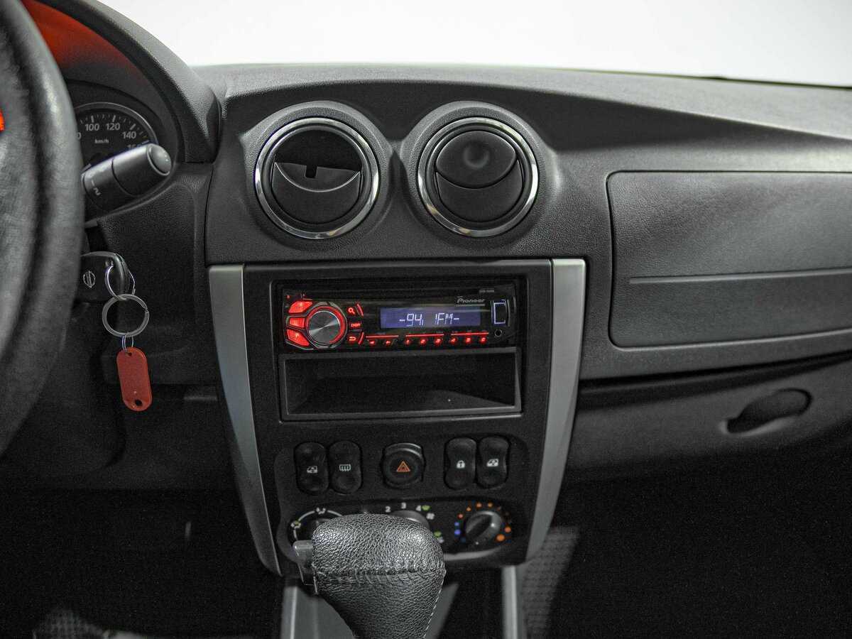 Ниссан Альмера б/у, 2014, Автоматическая. Фото: #7