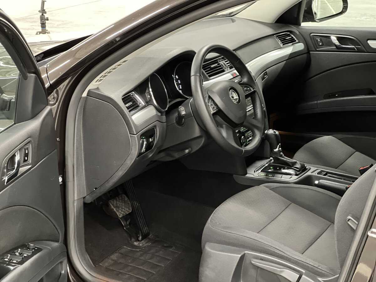 Шкода Суперб б/у, 2013, Роботизированная. Фото: #15