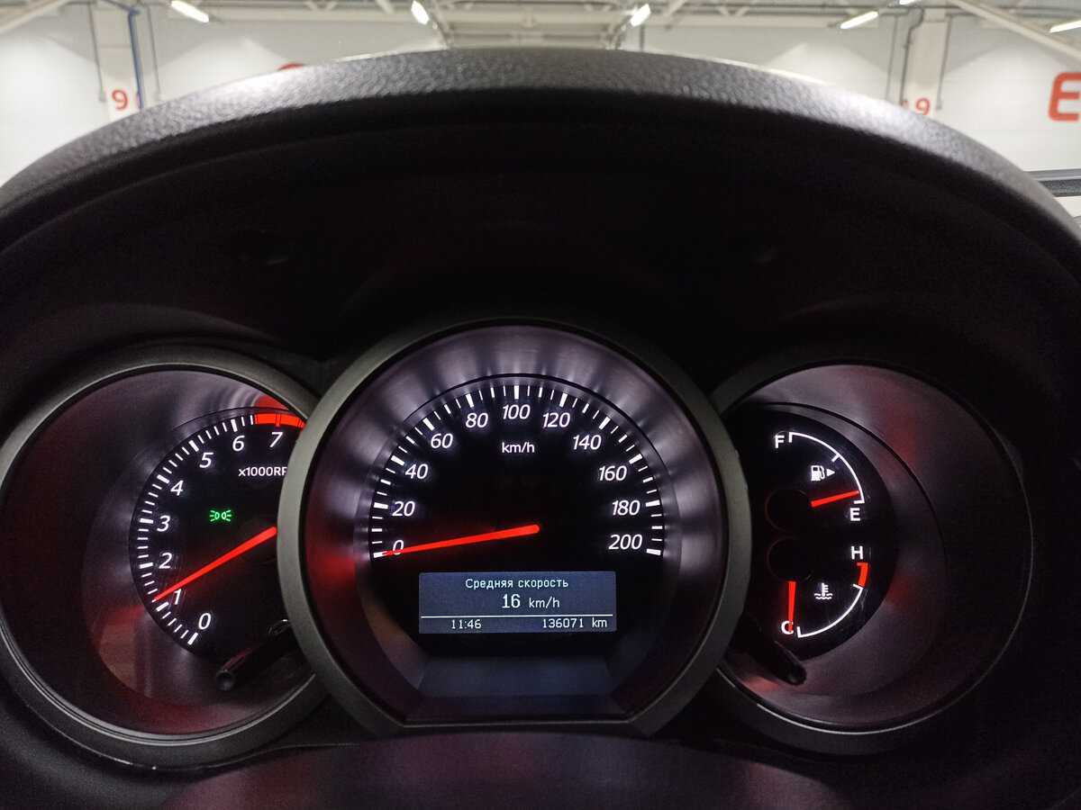 Сузуки Гранд Витара б/у, 2013, Механическая. Фото: #12