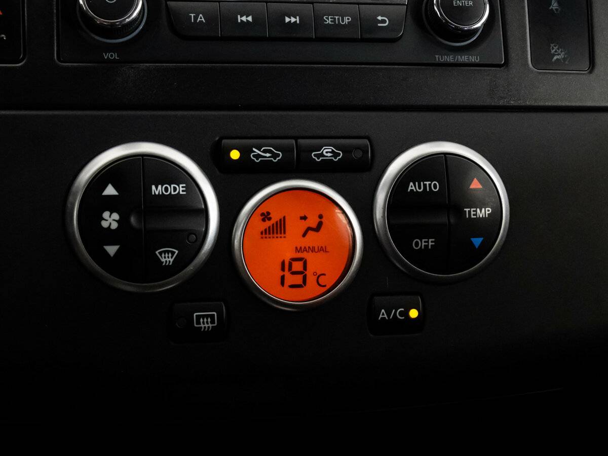 Ниссан Тиида б/у, 2013, Автоматическая. Фото: #10