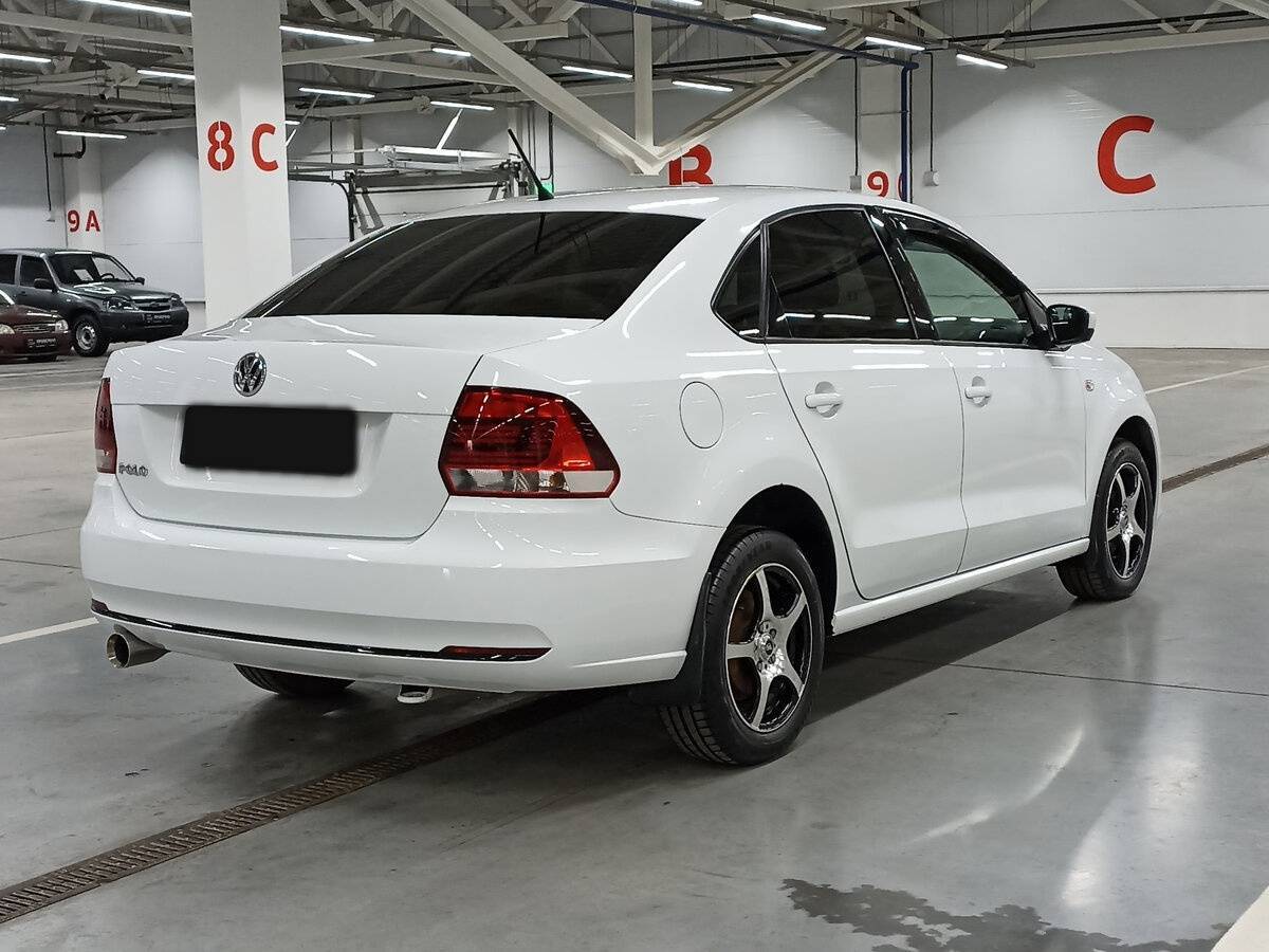 Фольксваген Поло б/у, 2016, Механическая. Фото: #4