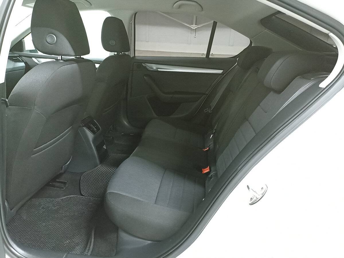 Шкода Октавия б/у, 2013, Механическая. Фото: #11