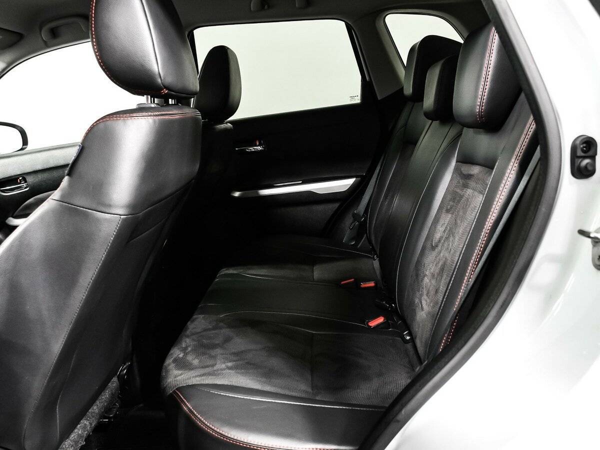 Сузуки Витара б/у, 2016, Автоматическая. Фото: #12