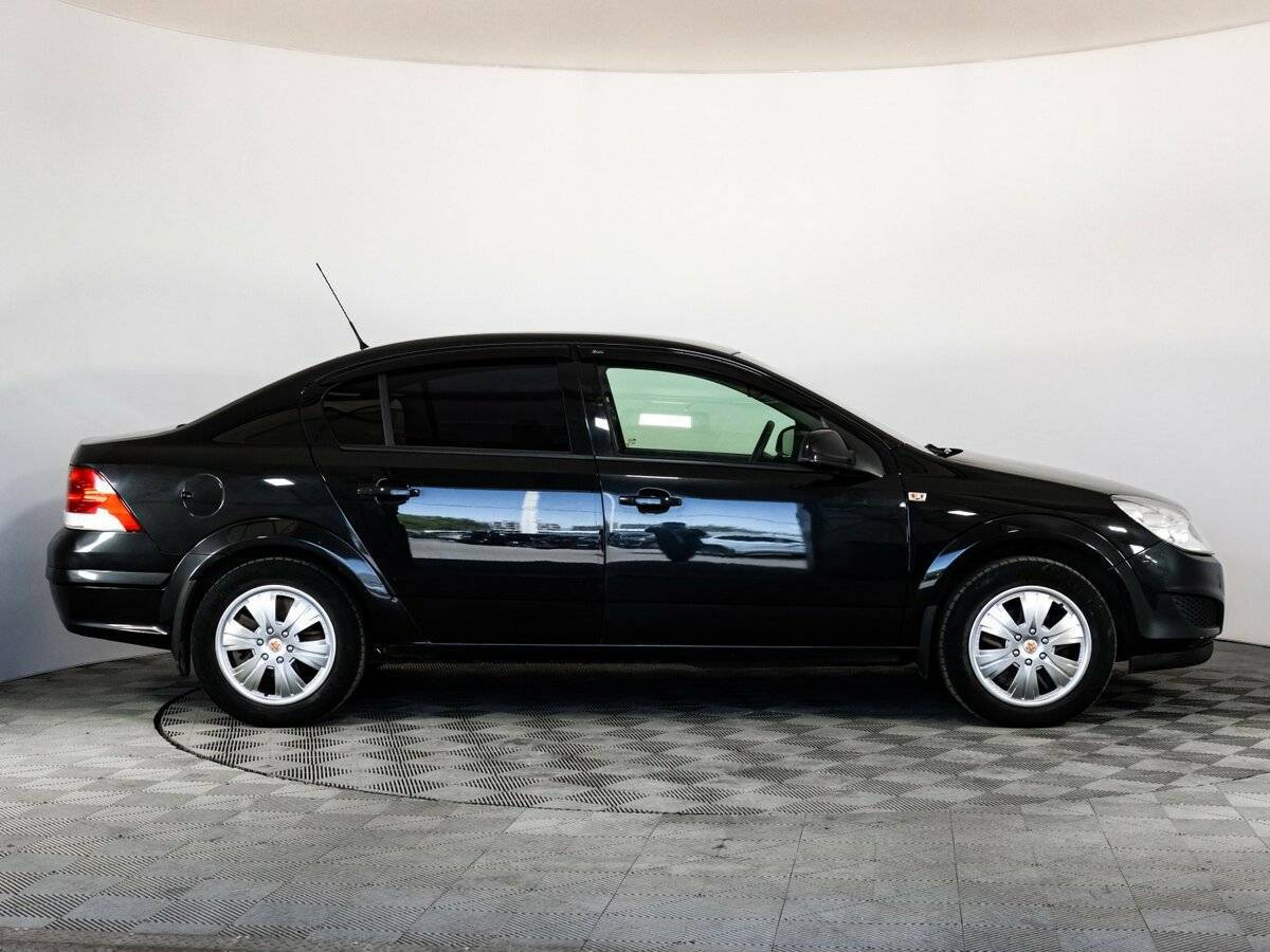 Опель Астра б/у, 2014, Автоматическая. Фото: #3