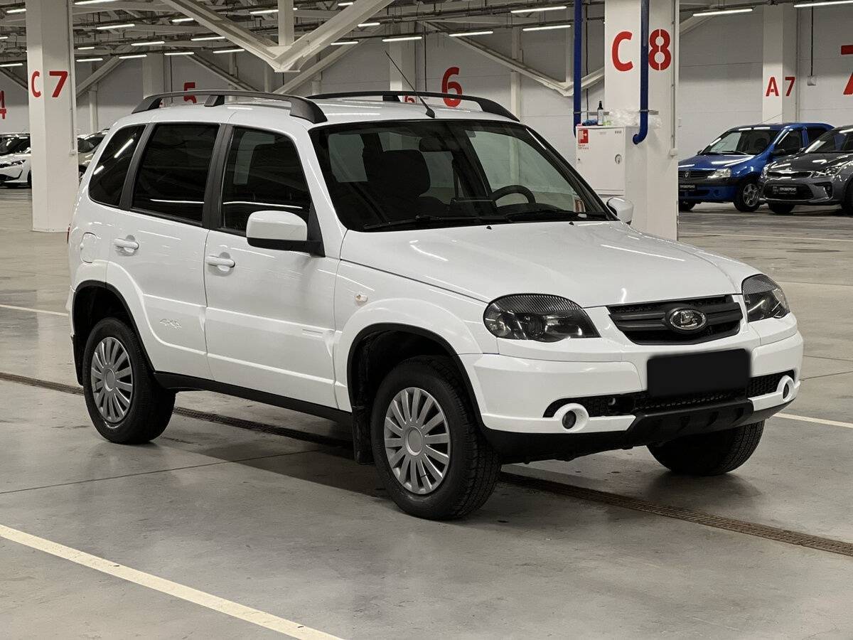 Лада (ВАЗ) Нива б/у, 2020, Механическая. Фото: #2