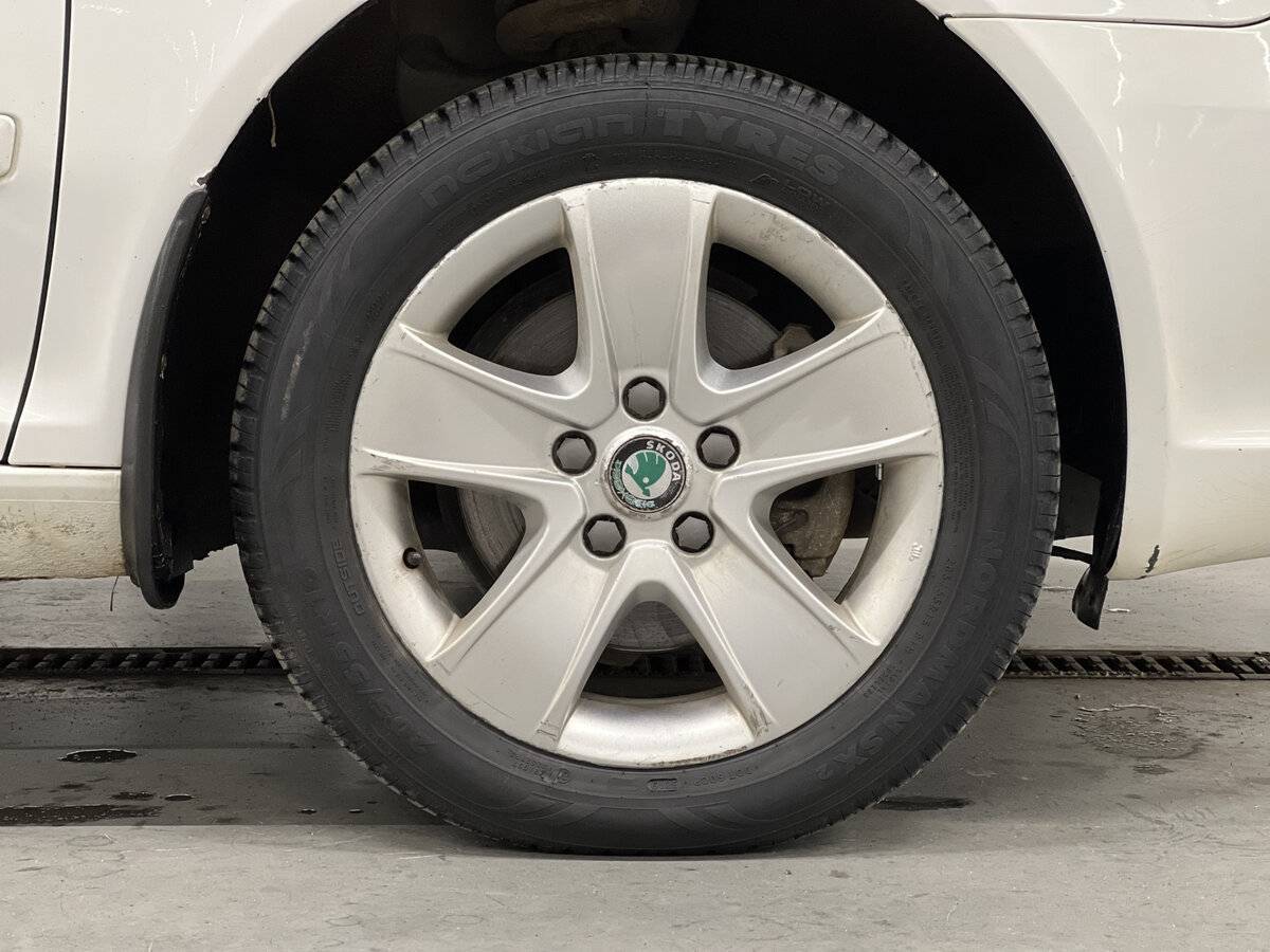 Шкода Октавия б/у, 2012, Автоматическая. Фото: #16