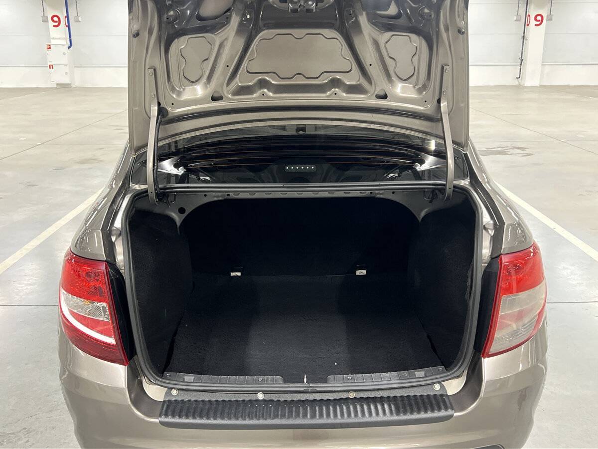 Лада (ВАЗ) Гранта б/у, 2021, Механическая. Фото: #9