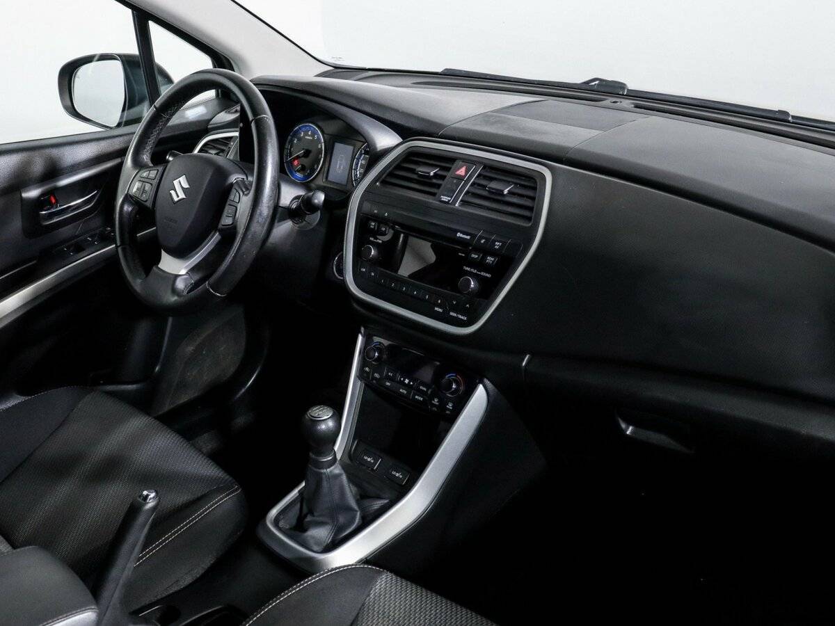 Сузуки С-Икс4 б/у, 2014, Механическая. Фото: #8