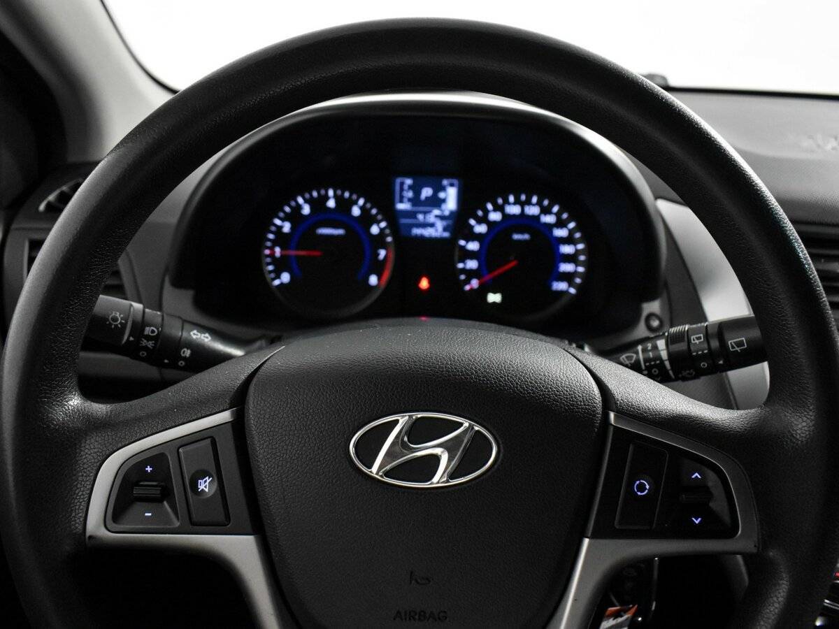 Хендай Солярис б/у, 2015, Автоматическая. Фото: #15